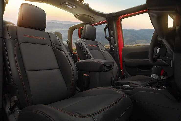 11-2018-Jeep-Gladiator-fotoshowBig-89c2f6e0-1214480.jpg