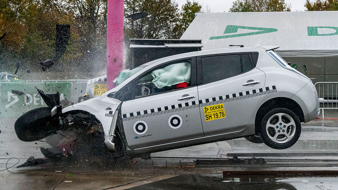 11/2019, Dekra Elektroauto-Crashtest Nissan Leaf