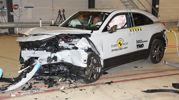 11/2020, Mazda MX-30 EuroNCAP Crashtest