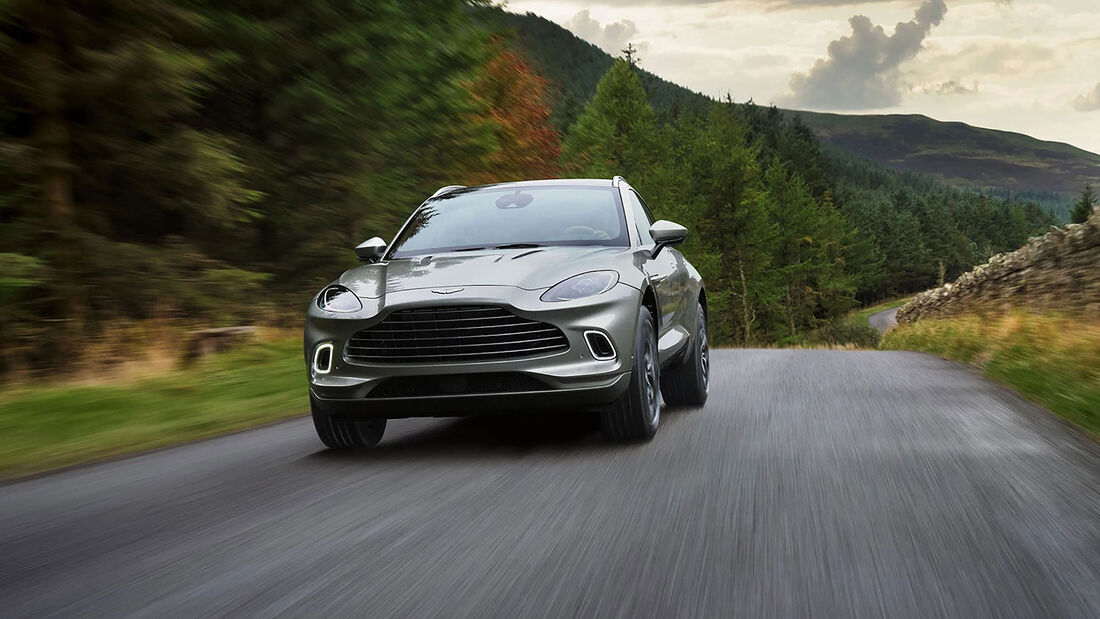 11/2021, Aston Martin DBX Straight-Six China