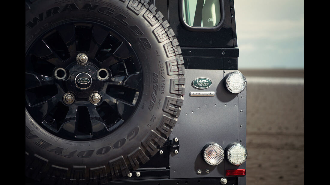 12/2014, Land Rover Defender Limited Edition Autobiography