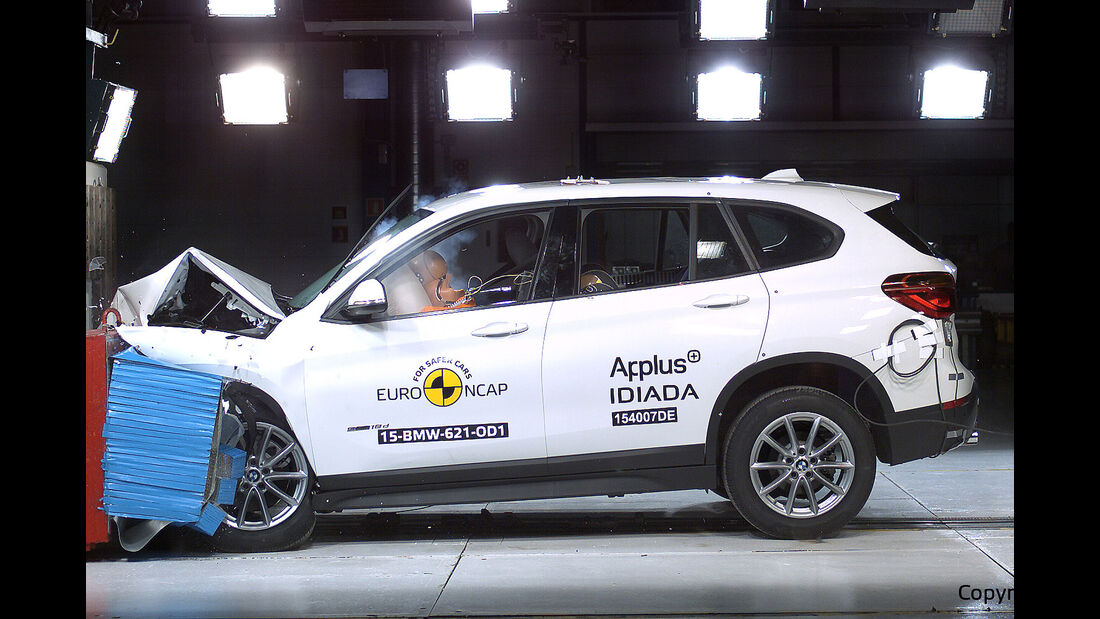12/2015 EuroNCAP Crashtest BMW X1.