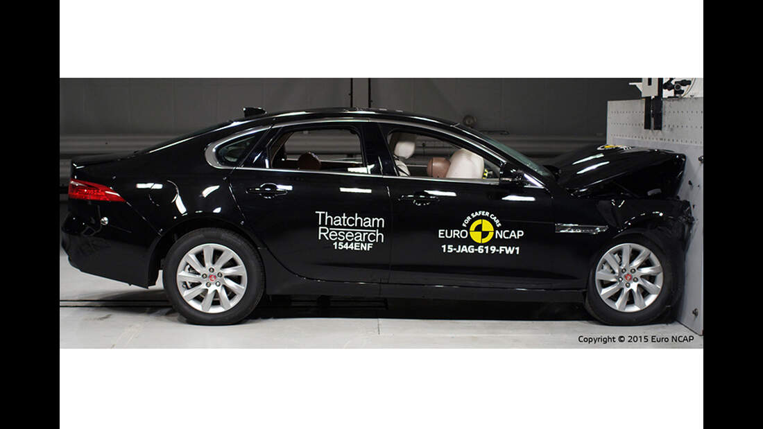 EuroNCAP Crashtest mit Mercedes GLC, BMW X1, Opel Astra AUTO MOTOR