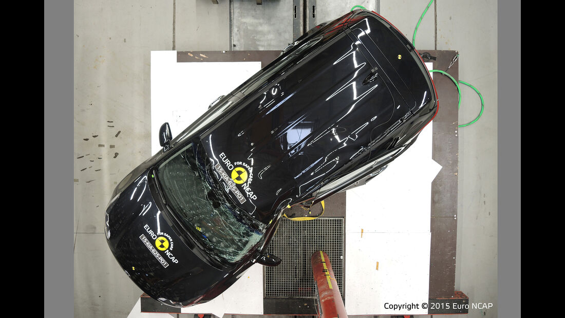 12/2015 EuroNCAP Crashtest Kia Sportage