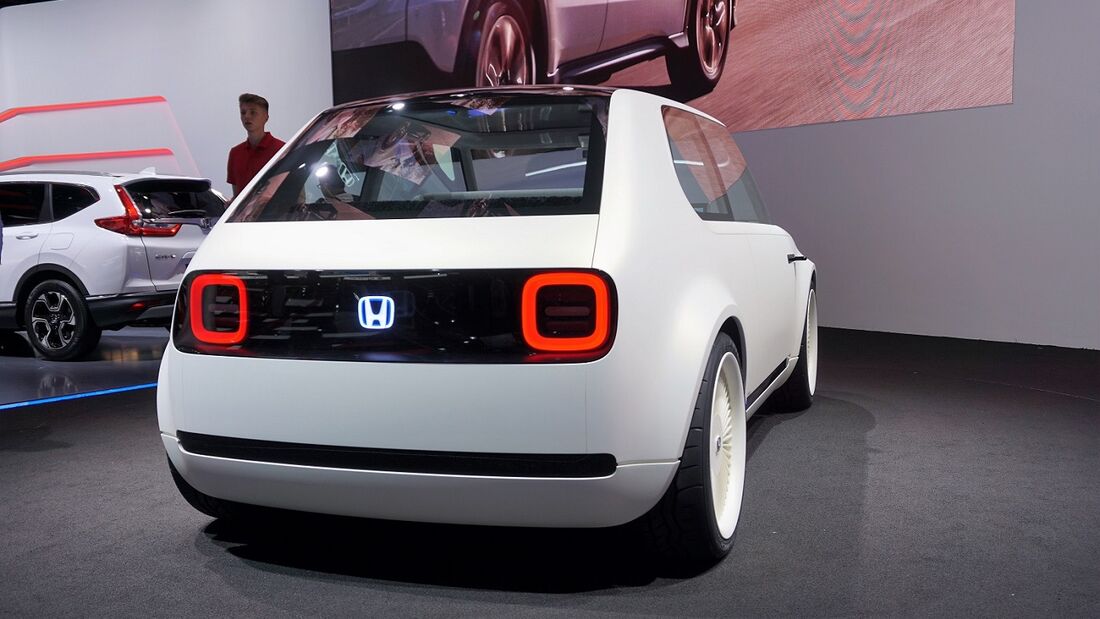 12/2017, Honda UrbanEV Concept