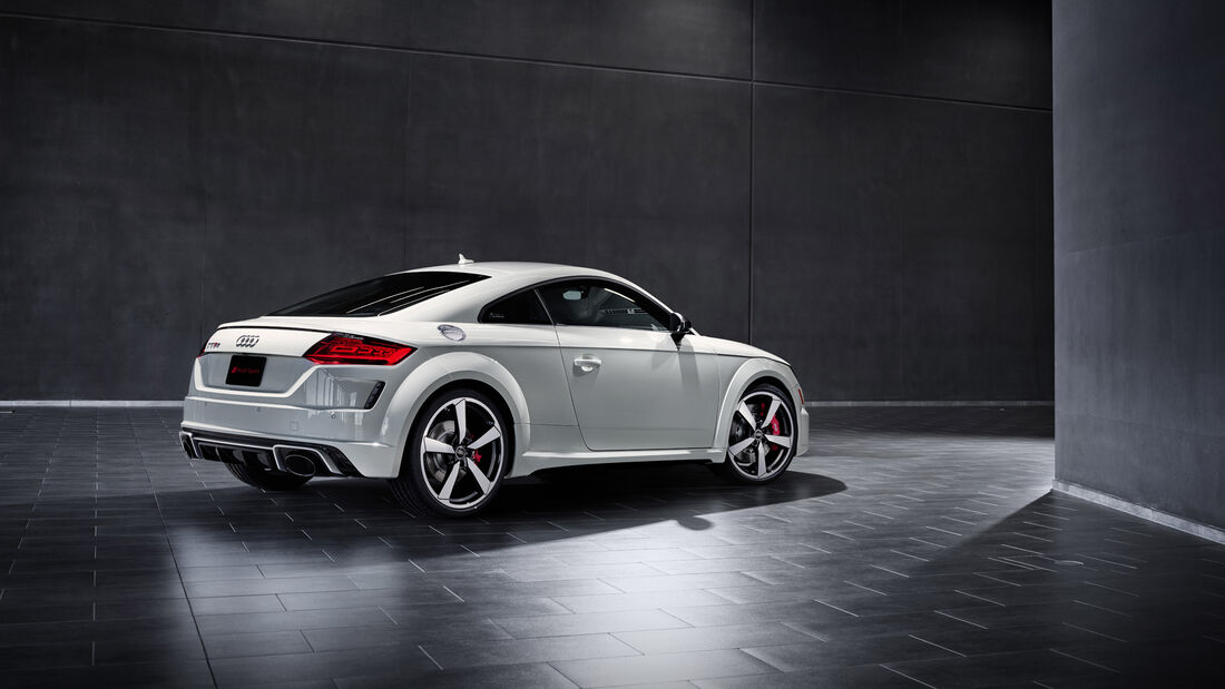 12/2021_Audi TT RS Heritage Edition