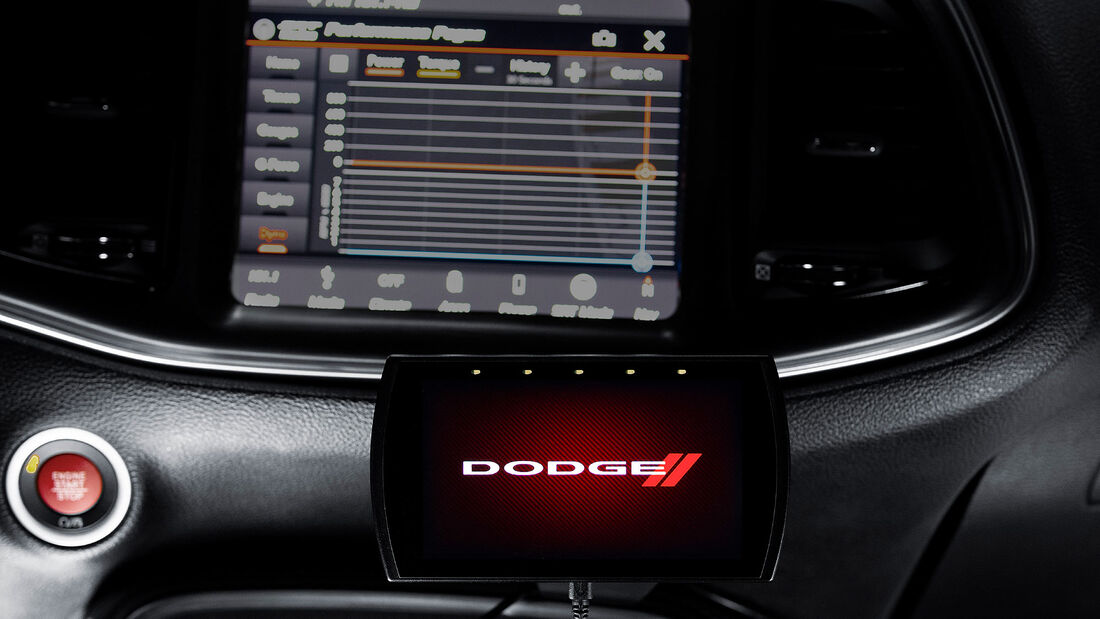 12/2021, Dodge Challenger mit Mopar Direct Connection Werkstuning