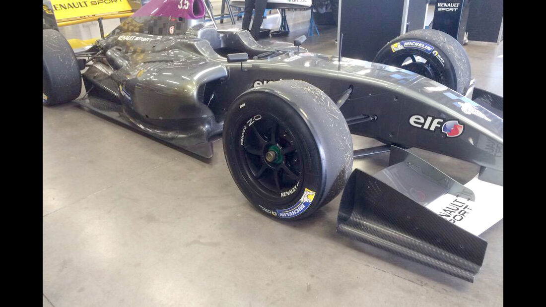 18 Zoll-Reifen - Test - Formel Renault World Series 3.5 - 2015