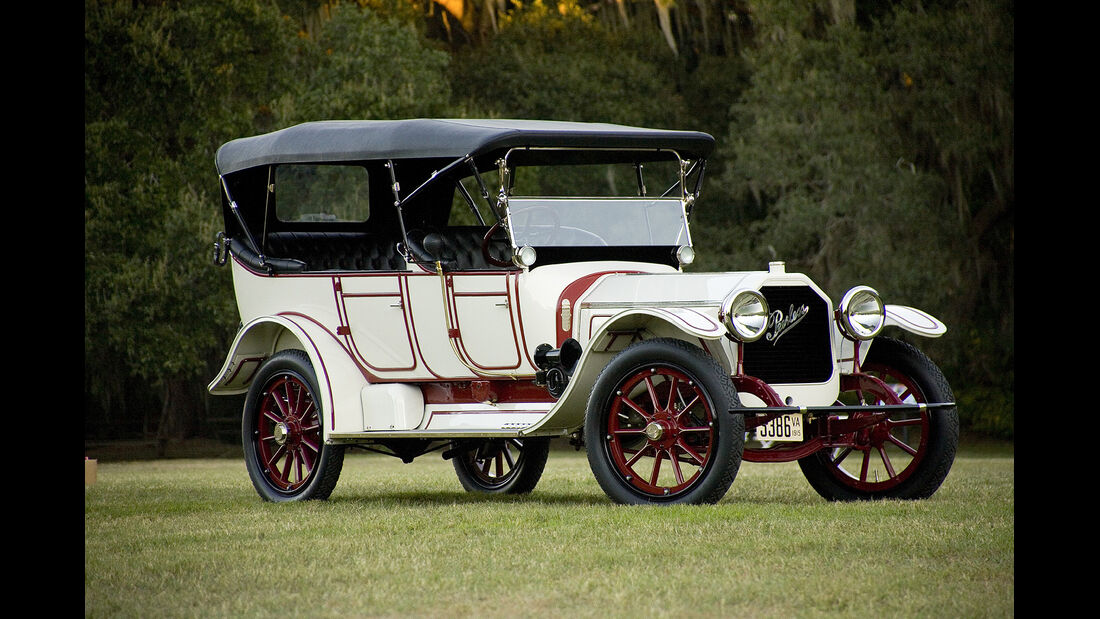 1915 Peerless 48HP Seven-Passenger Touring