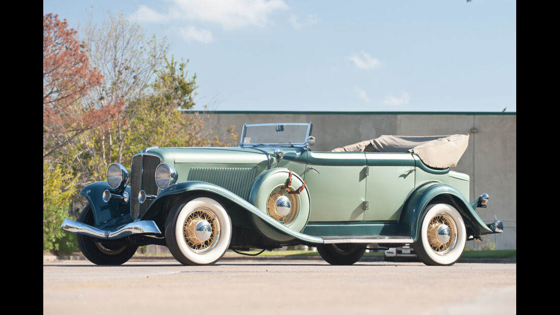 1933er Auburn Eight Salon Phaeton Sedan
