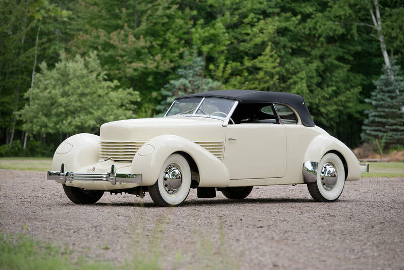 1937 Cord 812 Phaeton