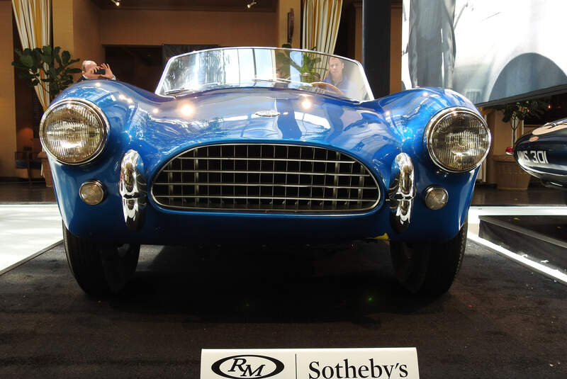 1962 Shelby 260 Cobra "CSX 2000" - RM Sotheby's - Pebble Beach 2016 - Estimate