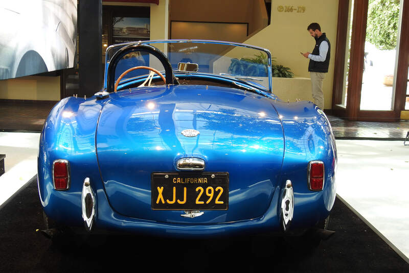 1962 Shelby 260 Cobra "CSX 2000" - RM Sotheby's - Pebble Beach 2016 - Estimate