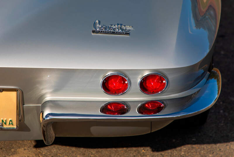 1967 CHEVROLET CORVETTE