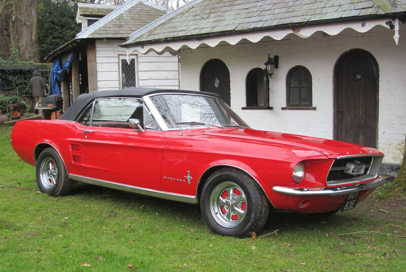 1967 Ford Mustang Cabriolet.     
