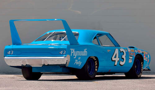 1970-Plymouth-Superbird-Richard-Petty-NASCAR-_-S96