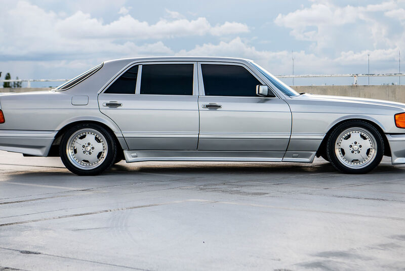 1991 Mercedes-Benz 560 SEL 6.0 AMG