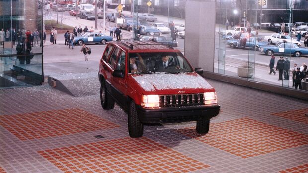 1993 Jeep Grand Cherokee at the 1992 North American International Auto Show
