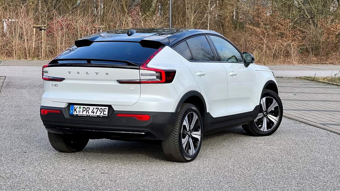 Volvo XC40 Modelljahr 2023 Facelift für den SUV AUTO MOTOR UND SPORT