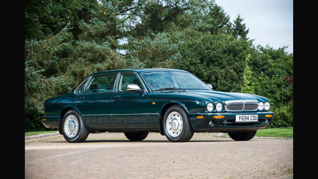 Autos der Queen, Lady Di und Elton John unter dem Hammer auto motor