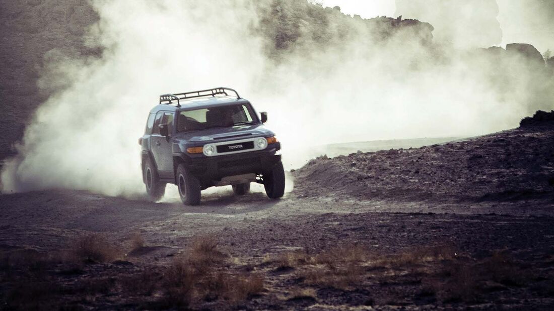 2014 Toyota FJ Cruiser Trail Teams Ultimate Edition