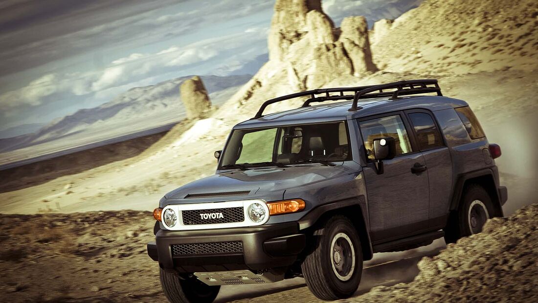 2014 Toyota FJ Cruiser Trail Teams Ultimate Edition