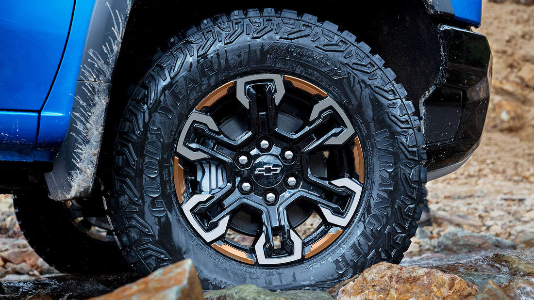 2022 Chevrolet Silverado ZR2