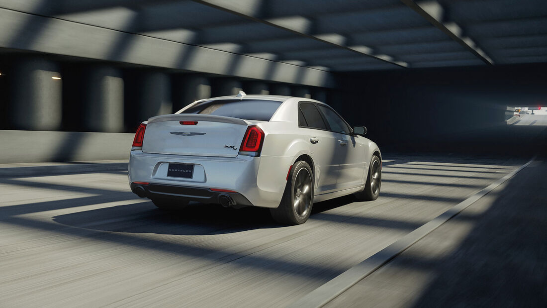 2023 Chrysler 300C mit 6,4-Liter-Hemi-V8