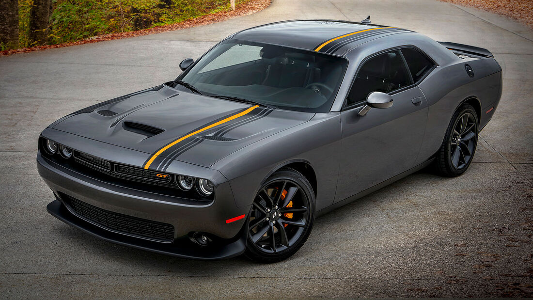 Dodge Challenger Und Charger Mit Hemi Orange And Srt Black Packages