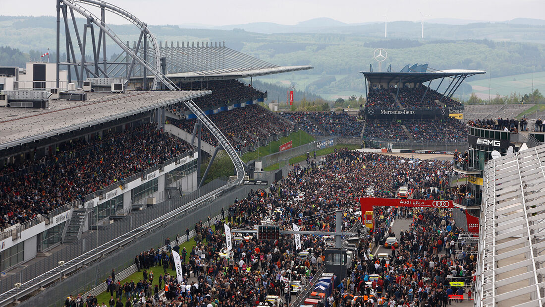 24h-Nürburgring, Zuschauer, Start-Ziel-Bereich