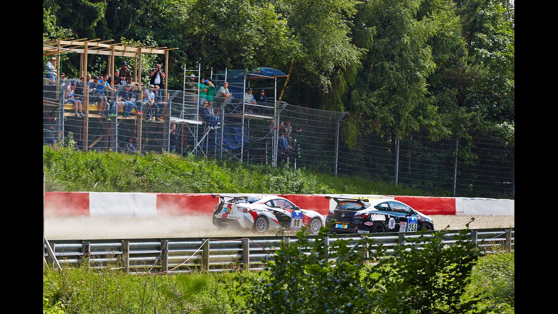 24h-Rennen Nürburgring 2014 - Unfälle - Toyota GT86 - Opel Astra OPC