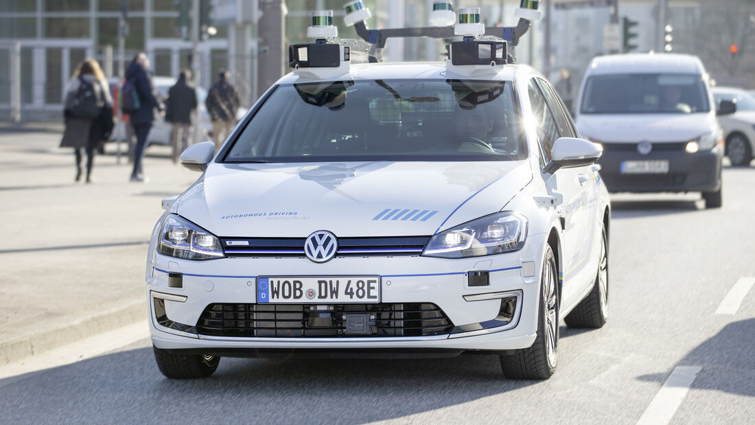4/2019, VW autonom e-Golf Hamburg