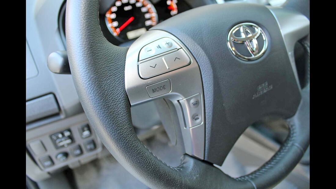 4Wheel-Fun Pickup-Vergleichstest 2014: der Toyota Hilux