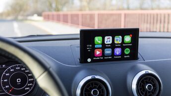 6/2019, Apple CarPlay