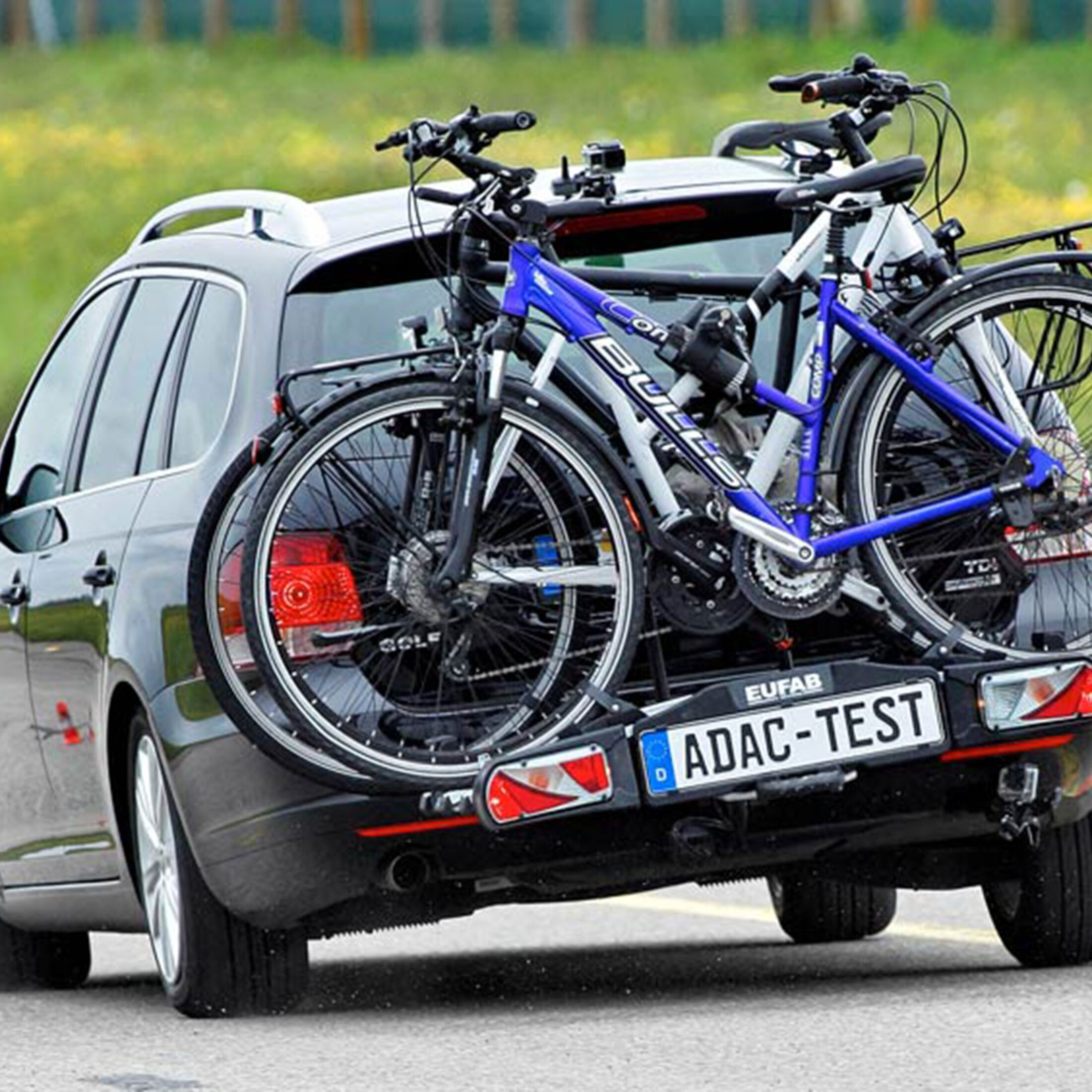 Westfalia Bikelander Test mit Hybrid LED Leuchten - 2 Fahrräder / E-Bikes