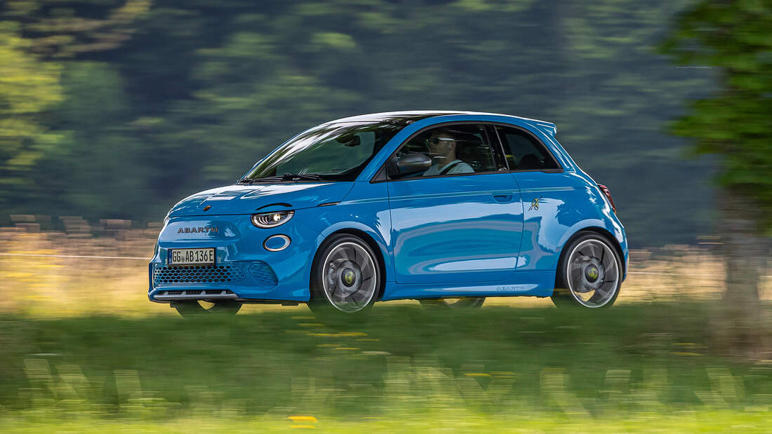 Abarth 550e & 500e Turismo | AUTO MOTOR UND SPORT