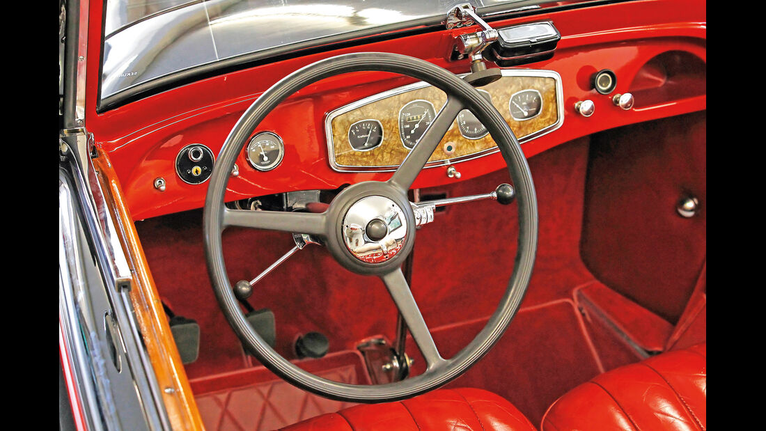 Adler Trumpf Cabrio, Cockpit, Lenkrad