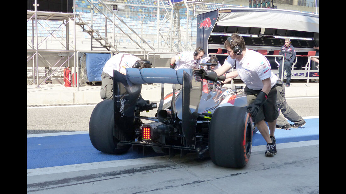 Adrian Sutil - Sauber - Formel 1 - Test - Bahrain - 19. Februar 2014
