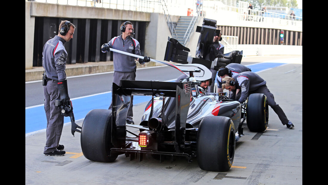 Adrian Sutil - Sauber - Formel 1-Test - Silverstone 2014