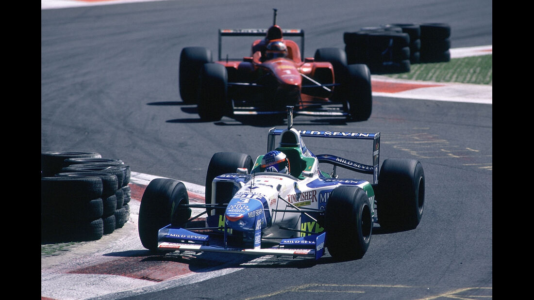 Alesi Benetton Schumacher Ferrari 1996 GP Italien