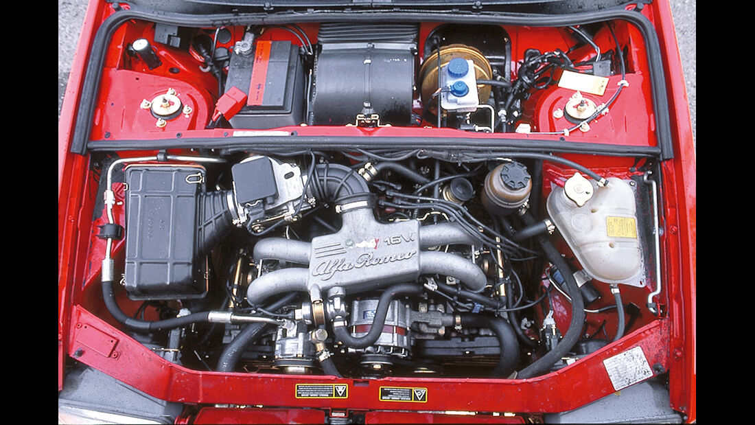 Alfa 33 16V, Motor