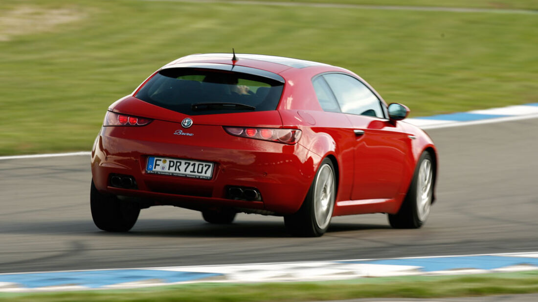 Alfa Brera 3.2 V6 Q4 – Audi TT 3.2 Quattro 02