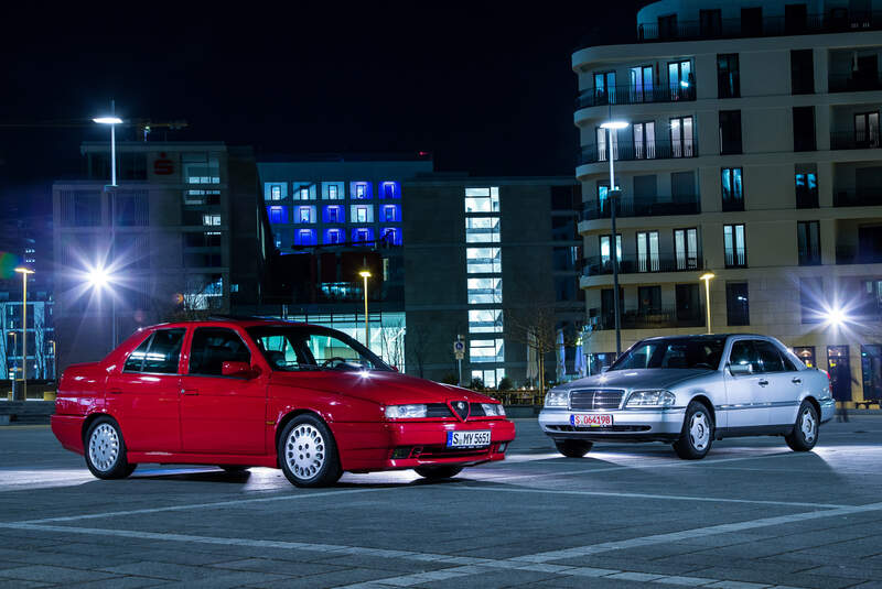 Alfa Romeo 155 2.0 Twin Spark, Mercedes C 180, Seitenansicht