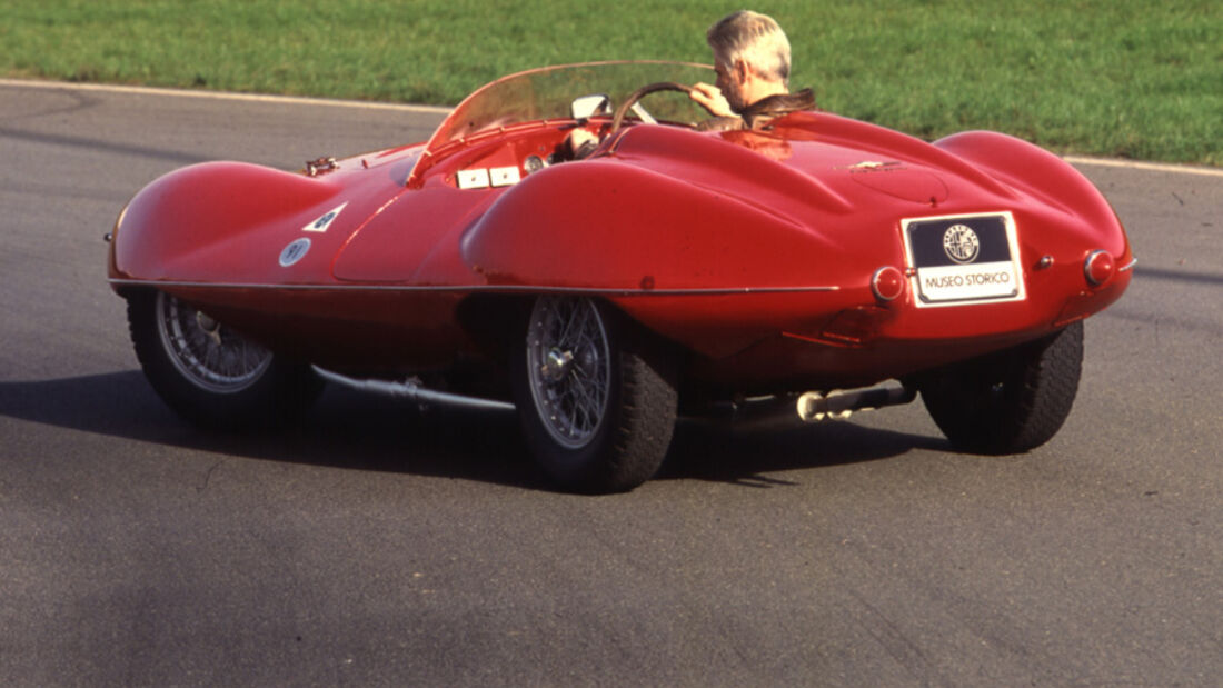 Alfa Romeo 1900 C52 Disco Volante