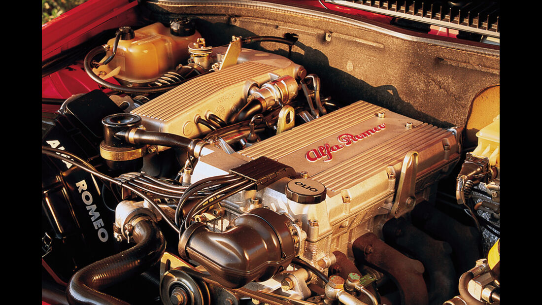 Alfa Romeo 75 2.0 Twin Spark Motor
