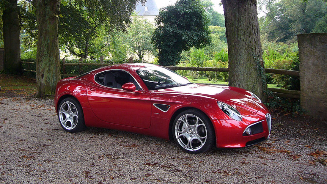 Alfa Romeo 8C - Seitenansicht