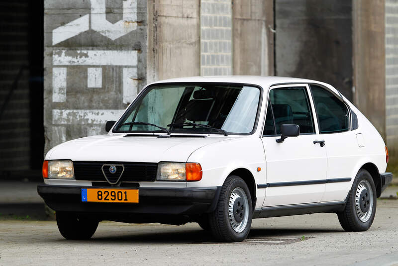 Alfa Romeo Alfasud 1.5, Seitenansicht