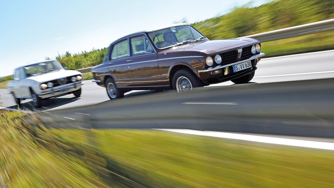 Alfa Romeo Berlina 2000, Trimph Dolomiti Sprint, Seitenansicht