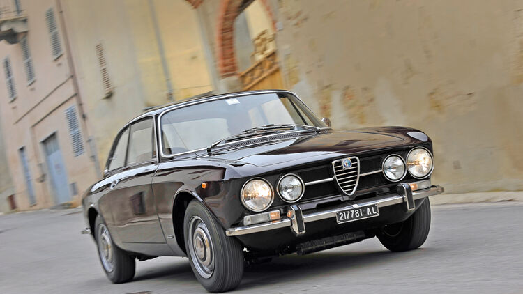 Alfa Romeo Gt Junior Gtv Der Bertone Wird Erwachsen Auto Motor Und Sport