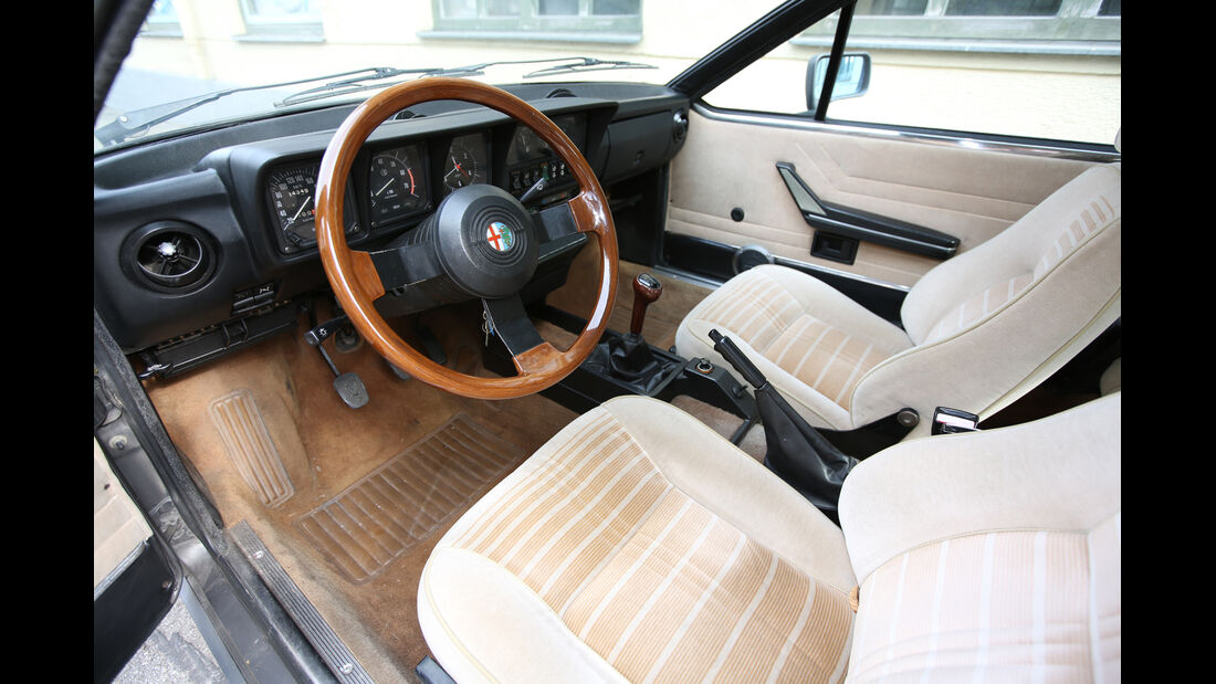 Alfa Romeo GTV, Cockpit